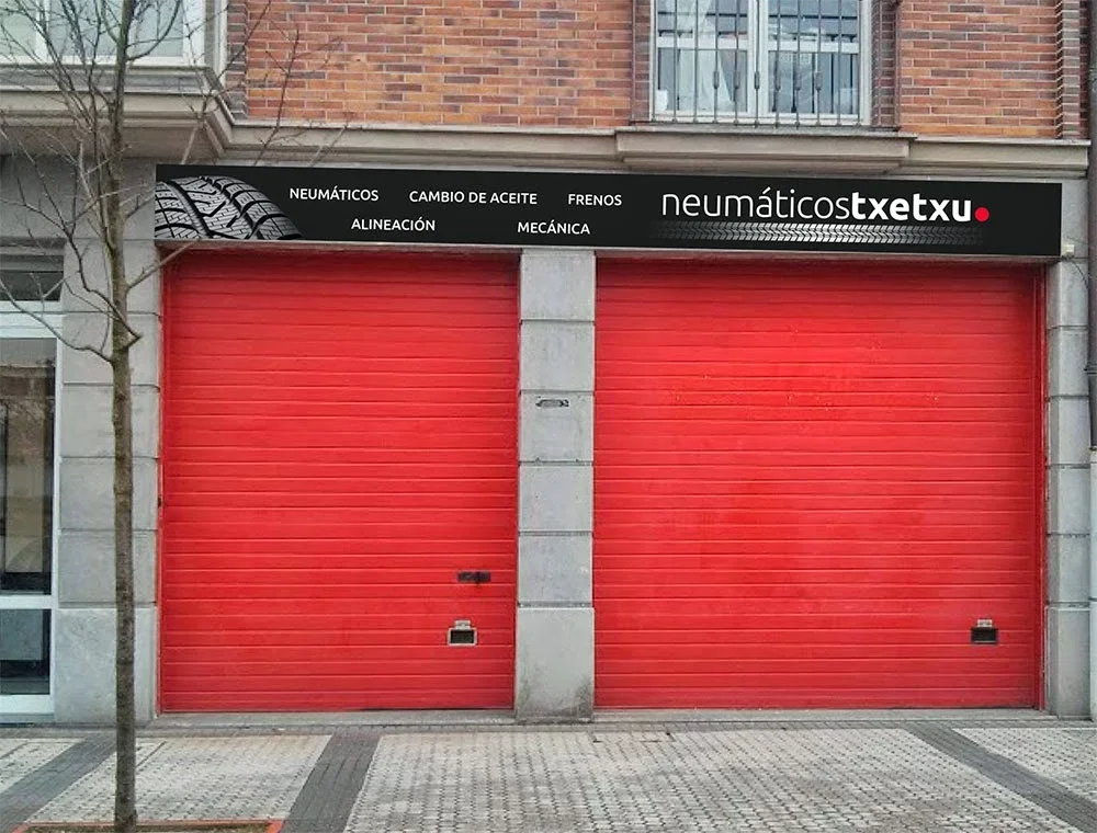 Fachada del taller Neumáticos Txetxu en Donostia - San Sebastián